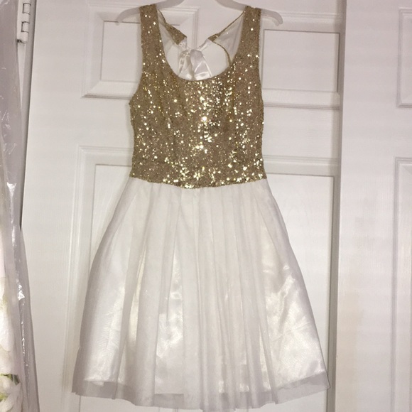 Homecoming dress - Picture 2 of 8